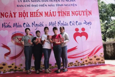 HIẾN MÁU TÌNH NGUYỆN