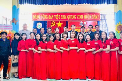 CHI BỘ TRƯỜNG MẦM NON TỔ CHỨC ĐẠI HỘI ĐIỂM. NHIỆM KỲ 2025-2027